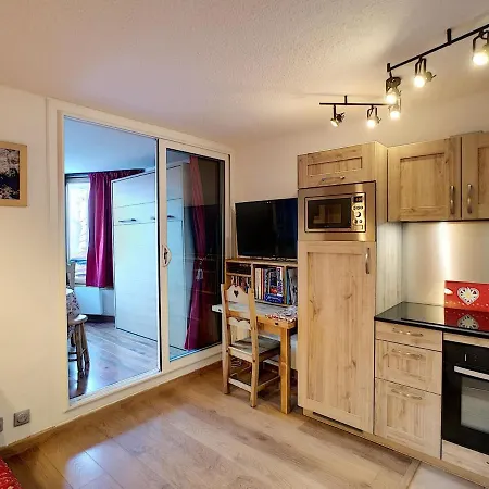 2 Pieces Renove - 4/5 Pers - 32m² - Sud - Parking Couvert - Les Menuires - Fr-1-178-339 Apartment Saint-Martin-de-Belleville