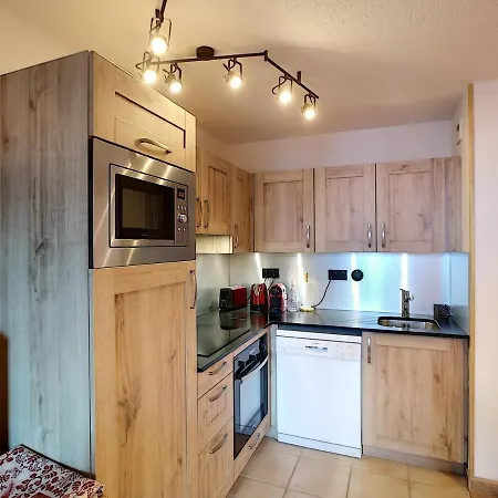 2 Pieces Renove - 4/5 Pers - 32m² - Sud - Parking Couvert - Les Menuires - Fr-1-178-339 Apartment Saint-Martin-de-Belleville